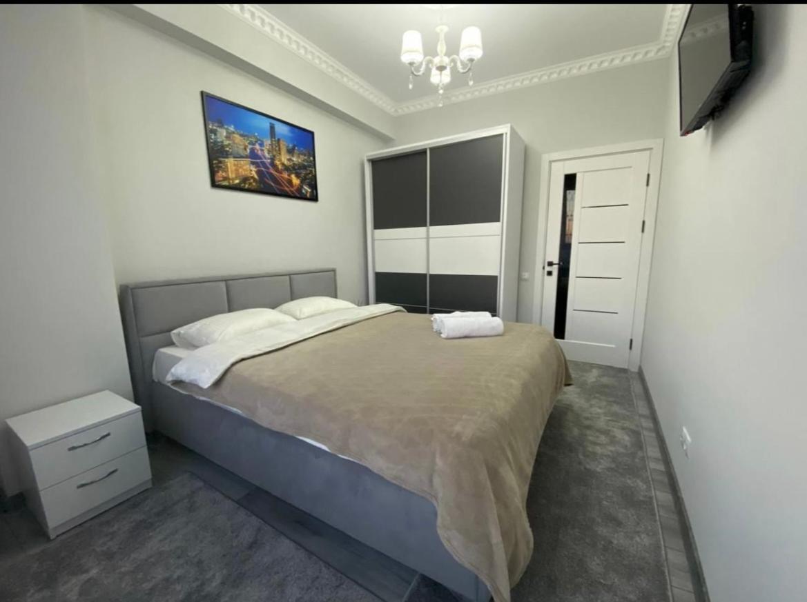 Luxury Oasis Flat Apartman Kisinyov Kültér fotó