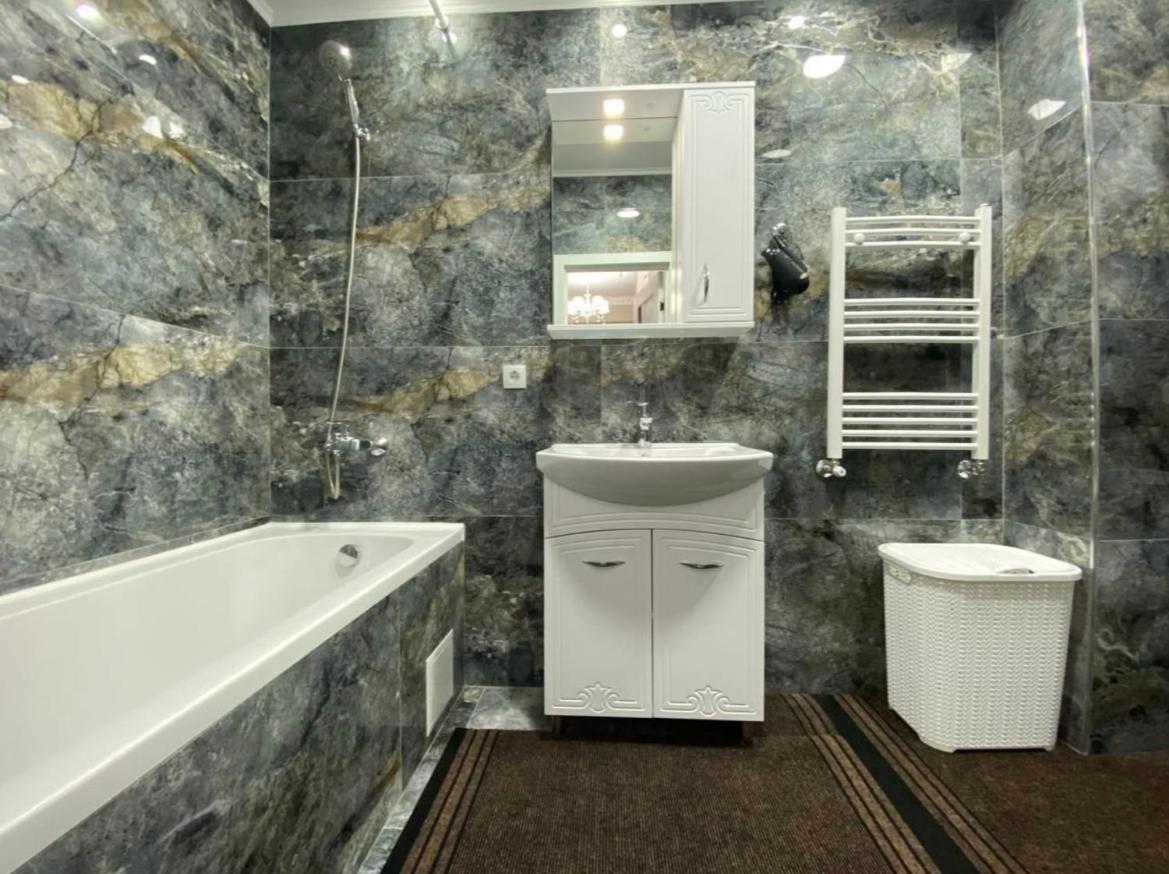 Luxury Oasis Flat Apartman Kisinyov Kültér fotó